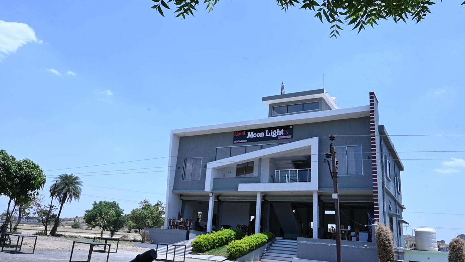 Hotel Moonlight & Restaurant Sehore Extérieur photo