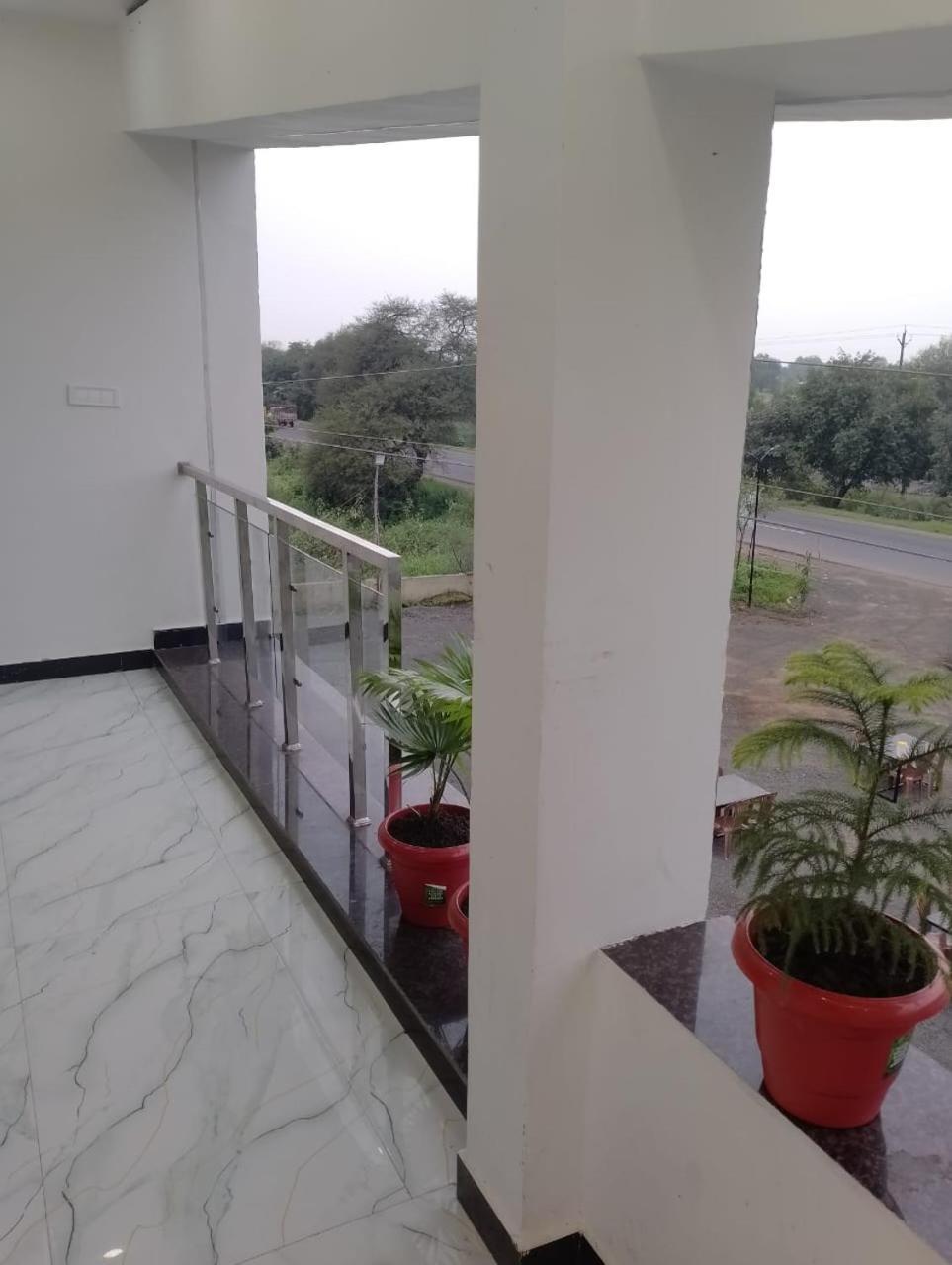 Hotel Moonlight & Restaurant Sehore Extérieur photo